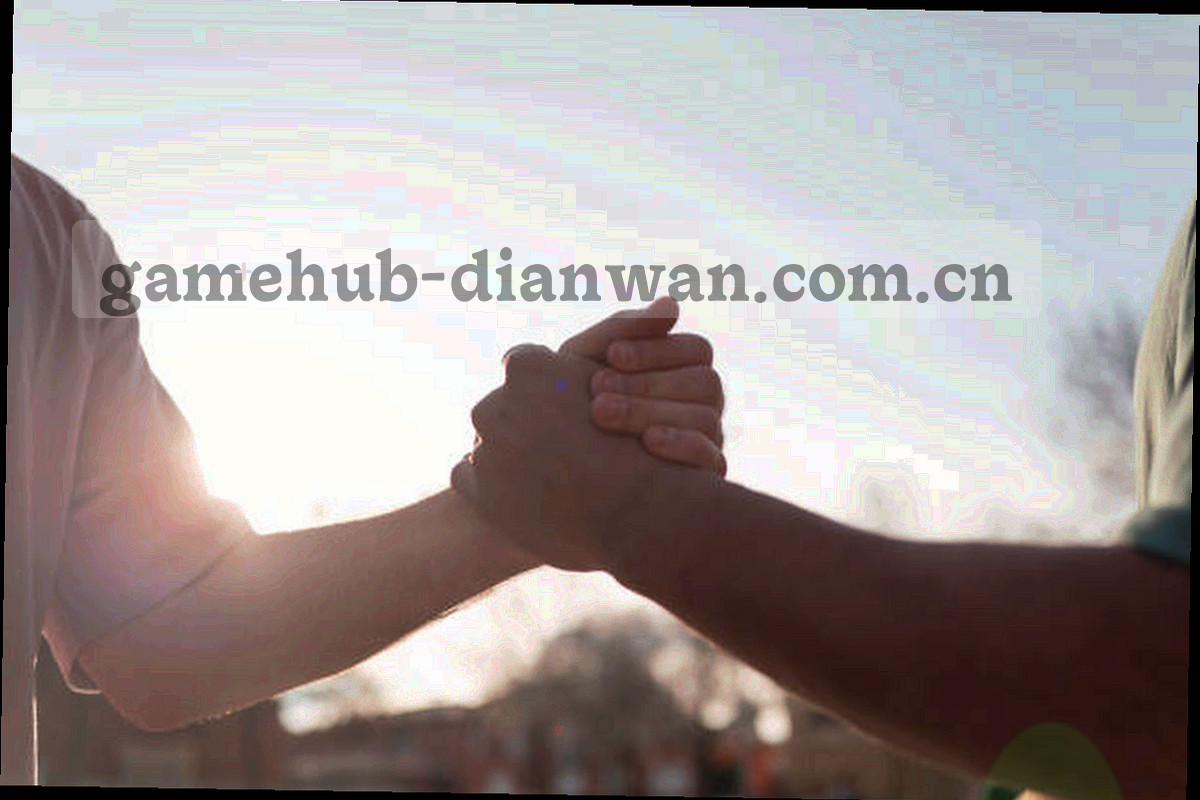 暗色主题的评测打分界面截图，左侧列出九项评测维度与对应分值